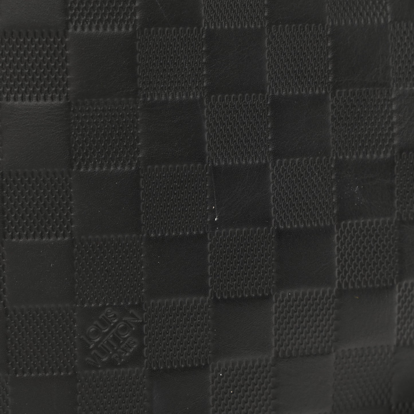 Damier Infini Avenue Sling Bag Onyx