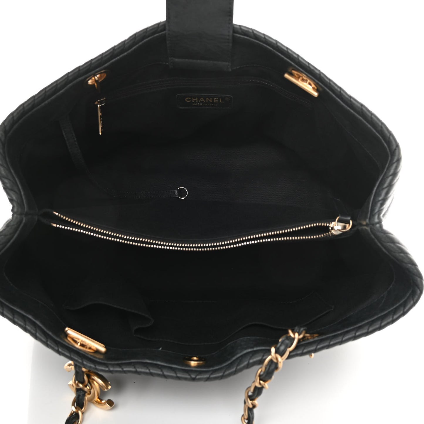 Wrinkled Lambskin Chevron Quilted Large Surpique Tote Black