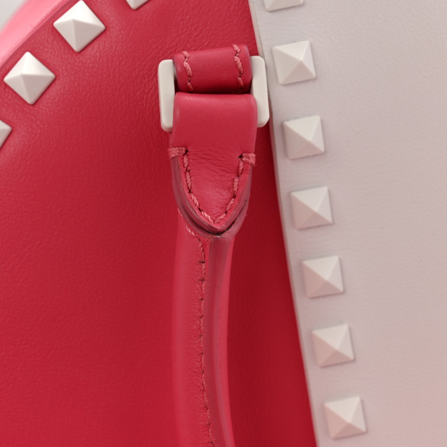Vitello Colorblock Free Rockstud Top Handle Shoulder Bag Pink Optic White