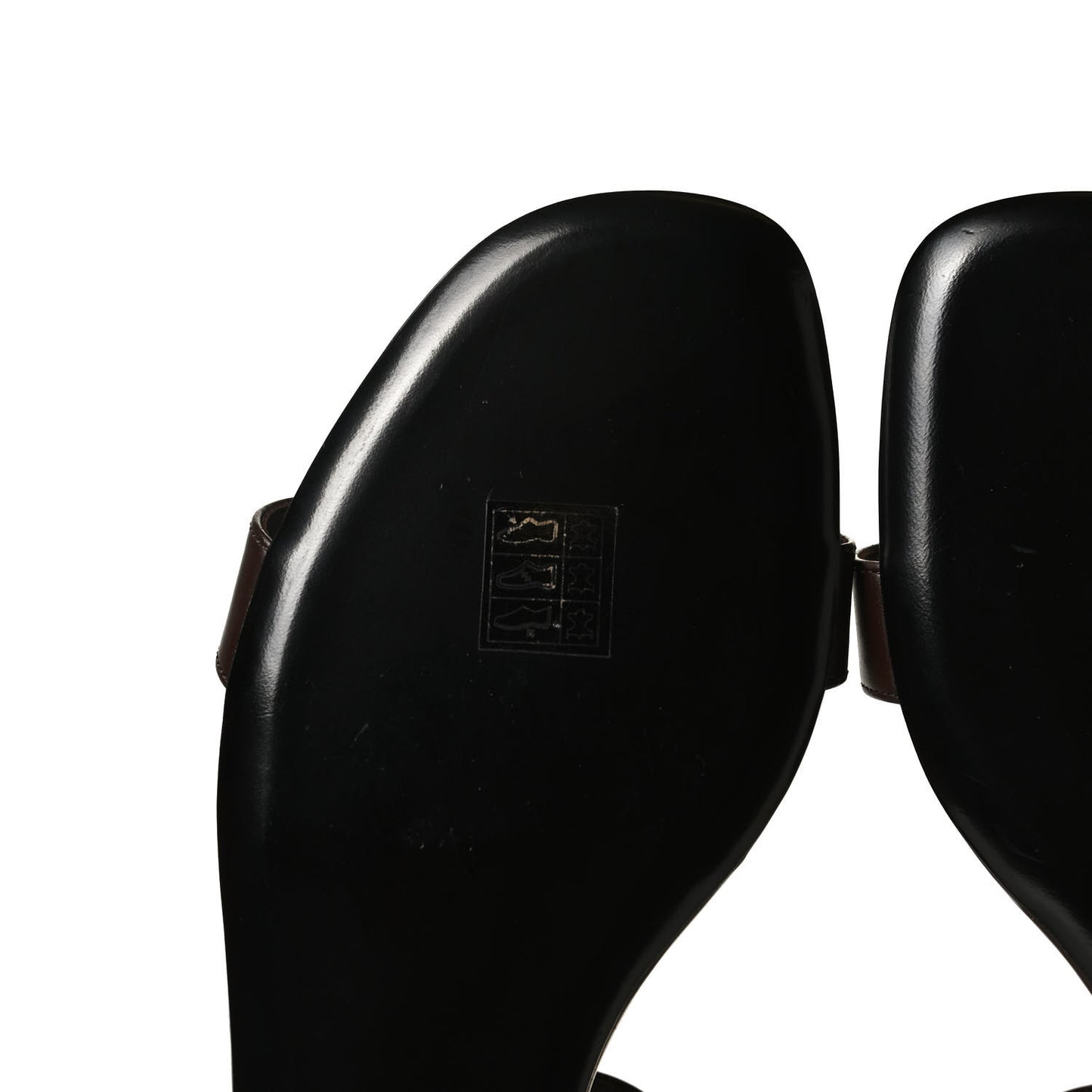 Calfskin Roman Stud Ankle Strap Flat Sandals 40.5 Fondant