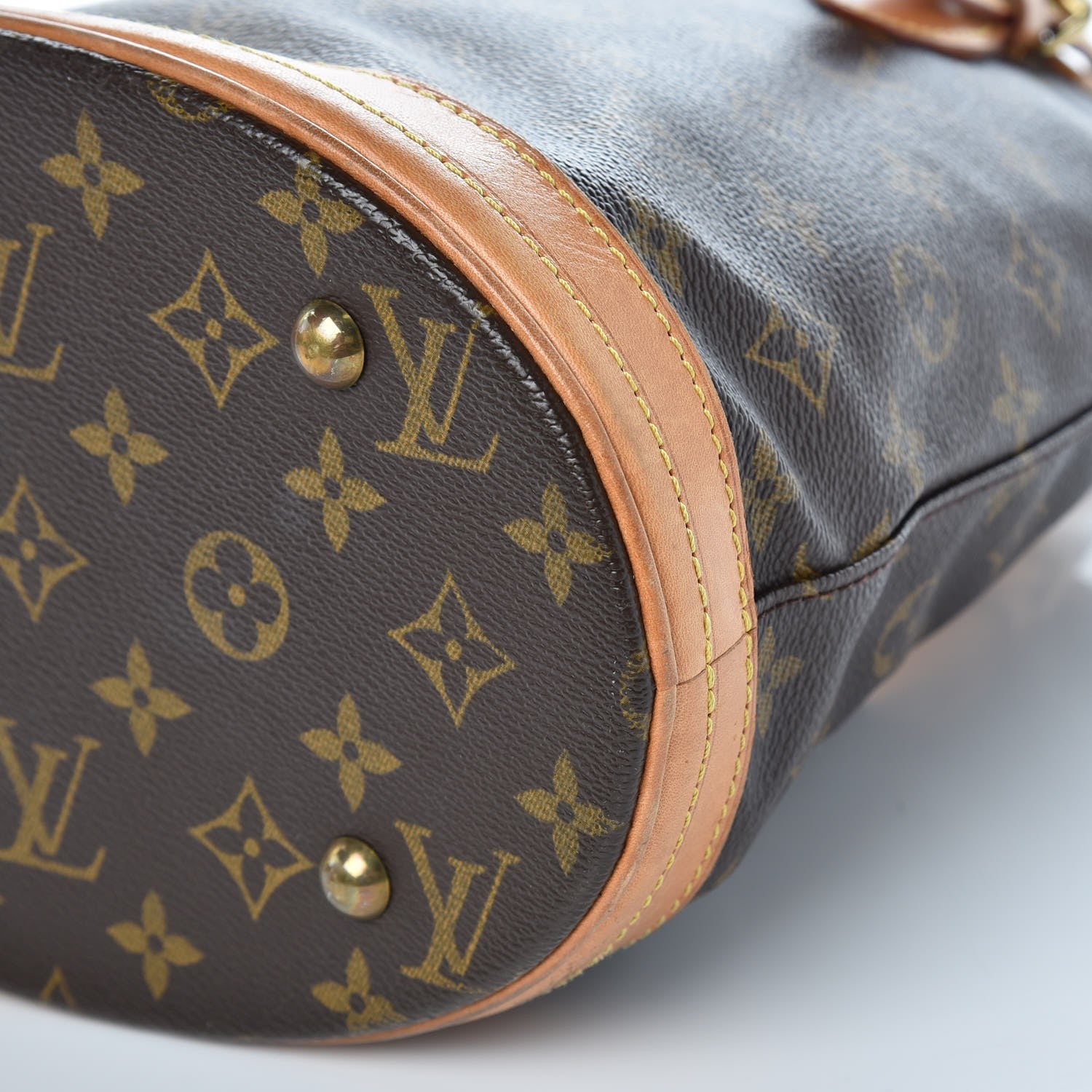 Louis Vuitton Monogram Petit Bucket 23 10 of 12