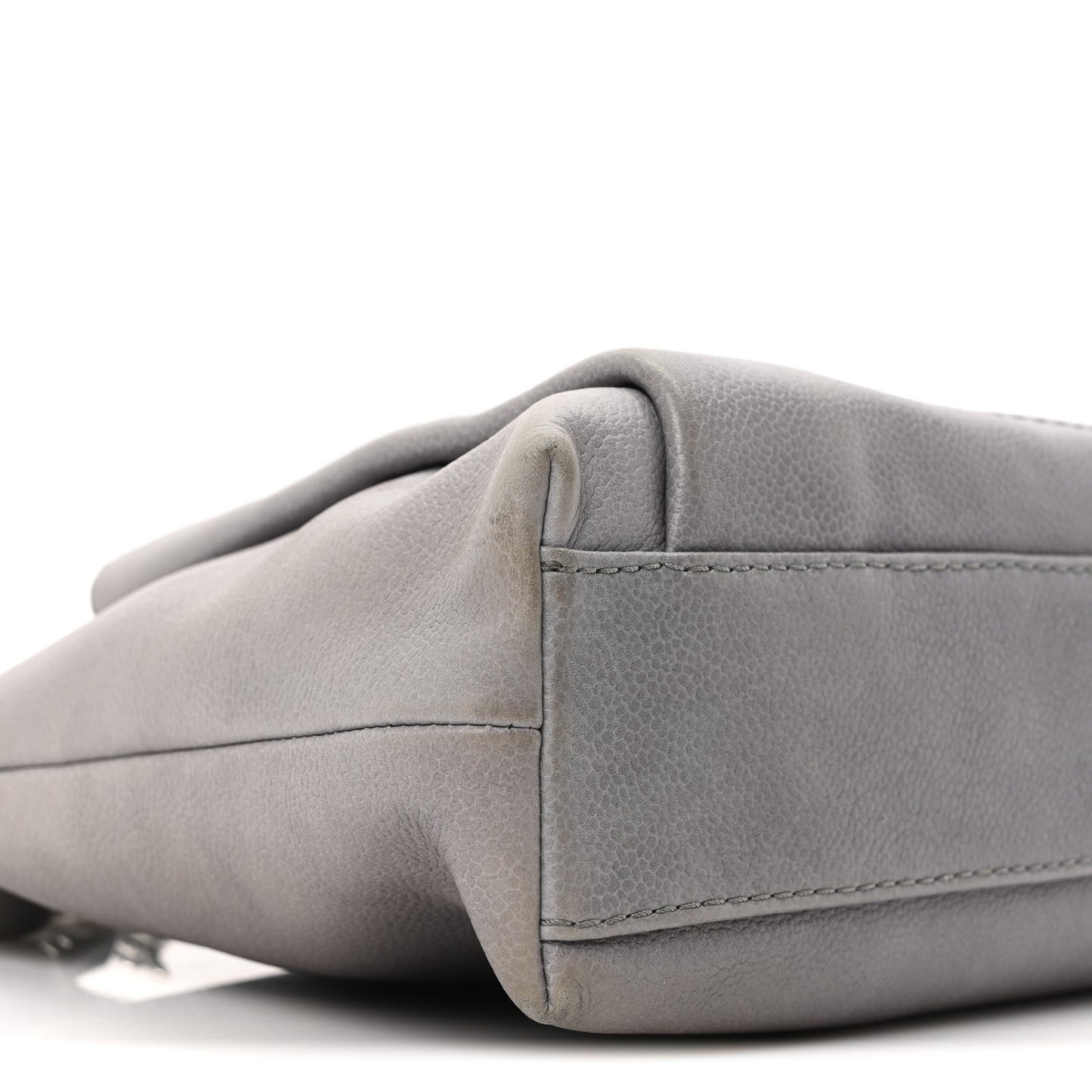 Caviar CC Hobo Grey