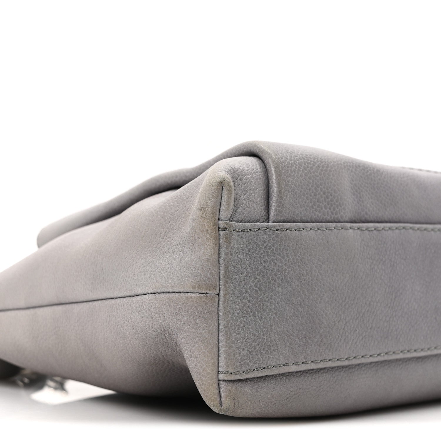Chanel Caviar CC Hobo Grey 9 of 10