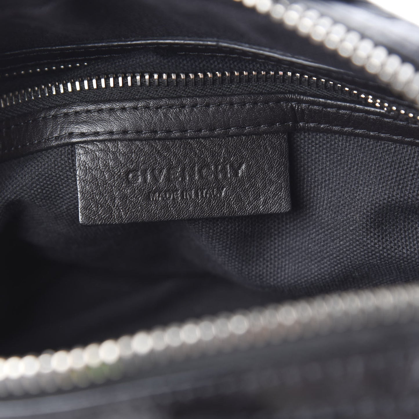 Waxed Calfskin Micro Nightingale Black