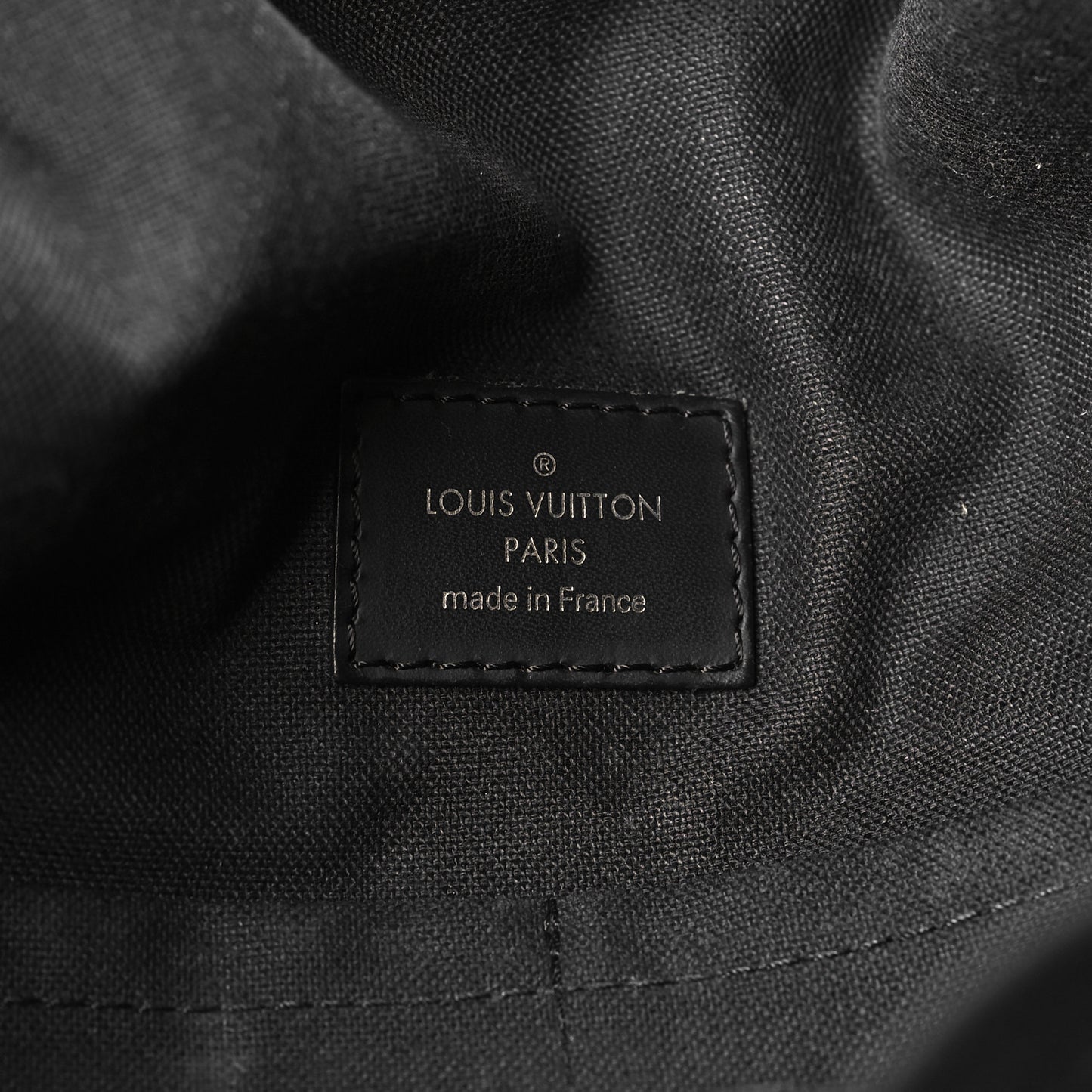 Damier Graphite Skyline Messenger PM