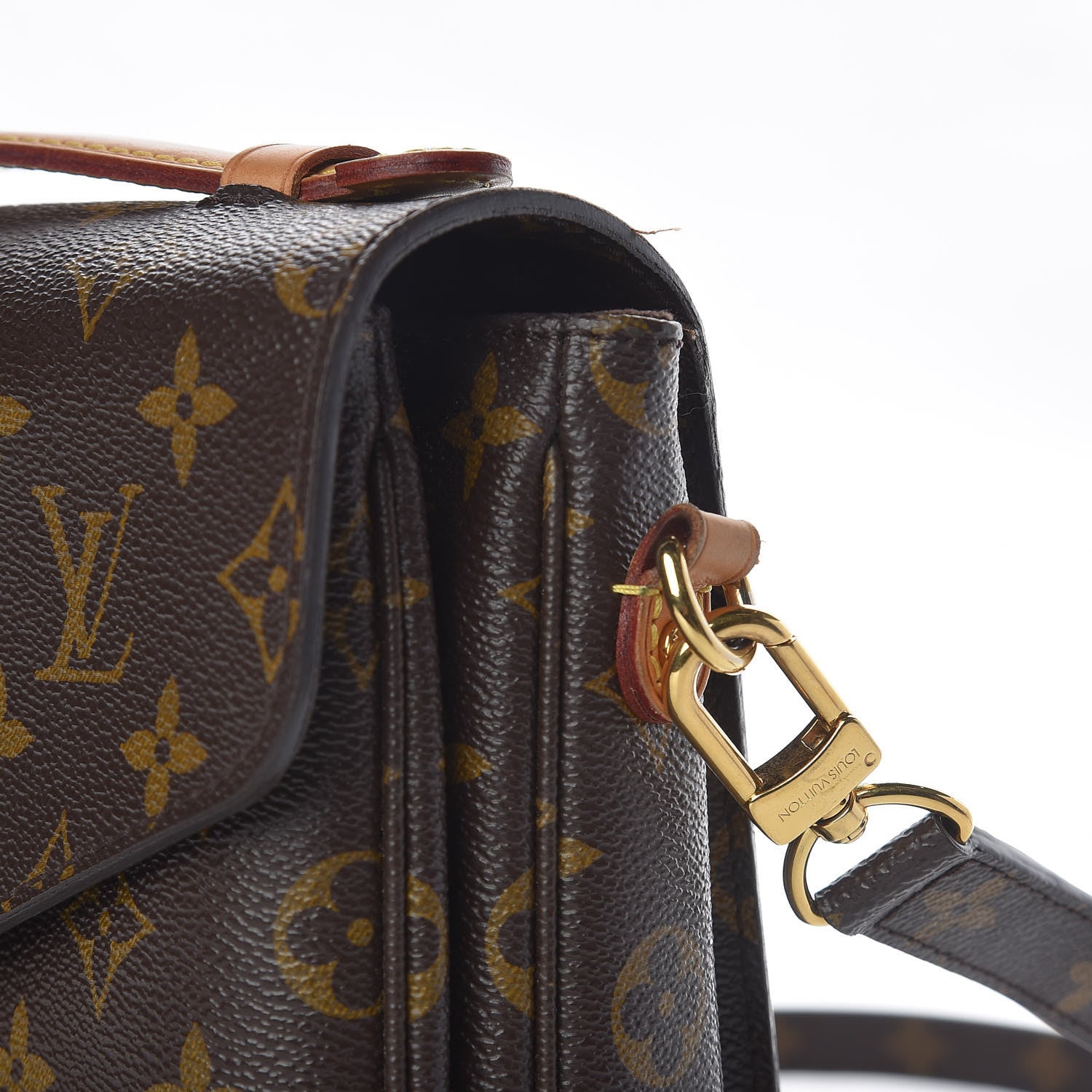 Louis Vuitton Monogram Pochette Metis 13 of 16