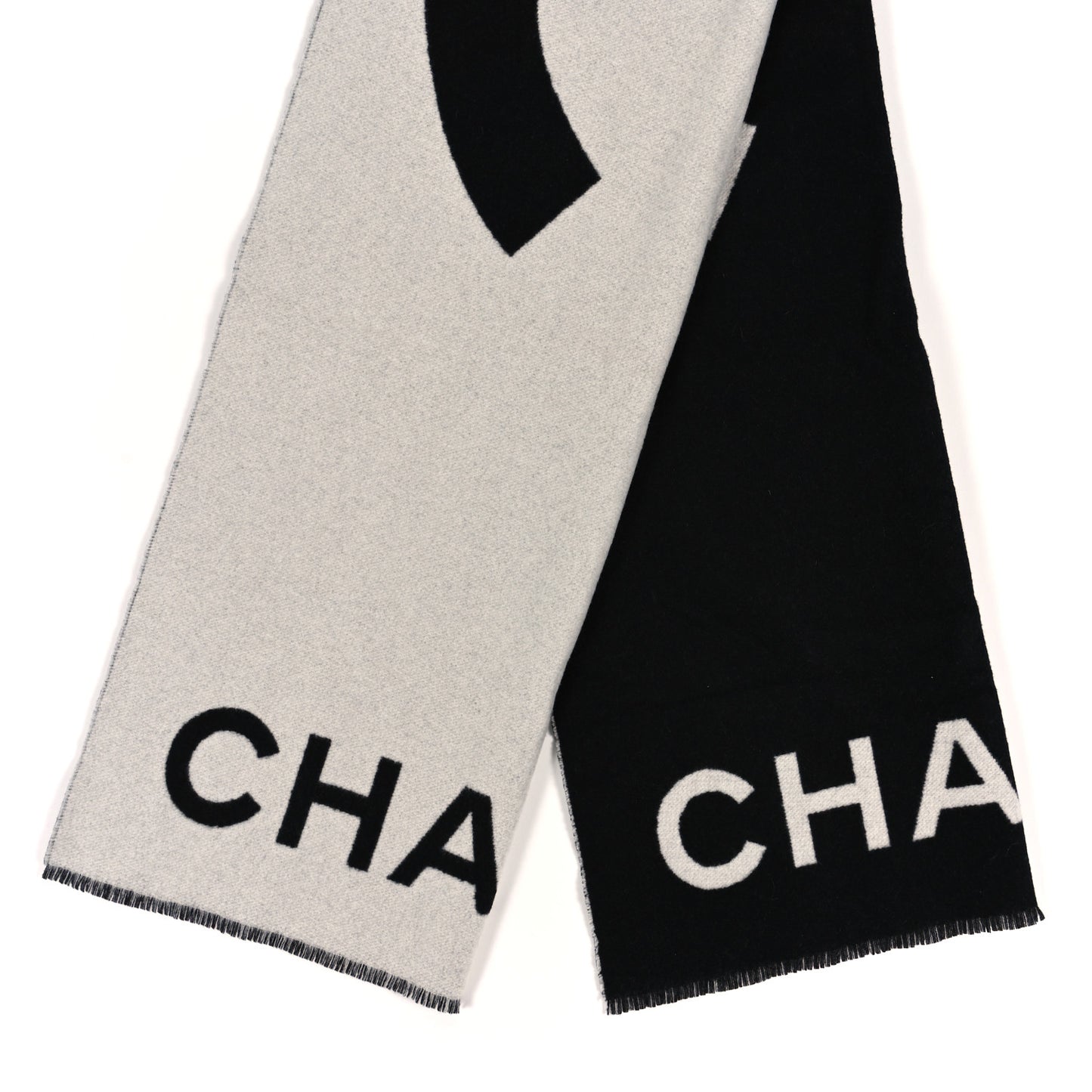 Cashmere CC Fringe Stole Black White