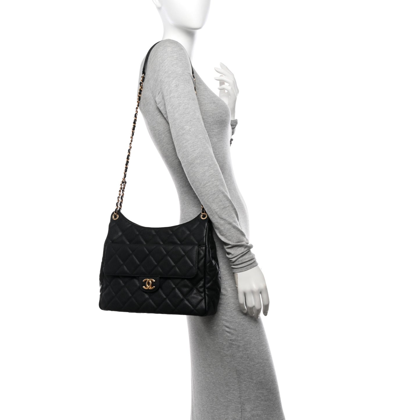 Caviar Quilted Large Wavy CC Hobo Black
