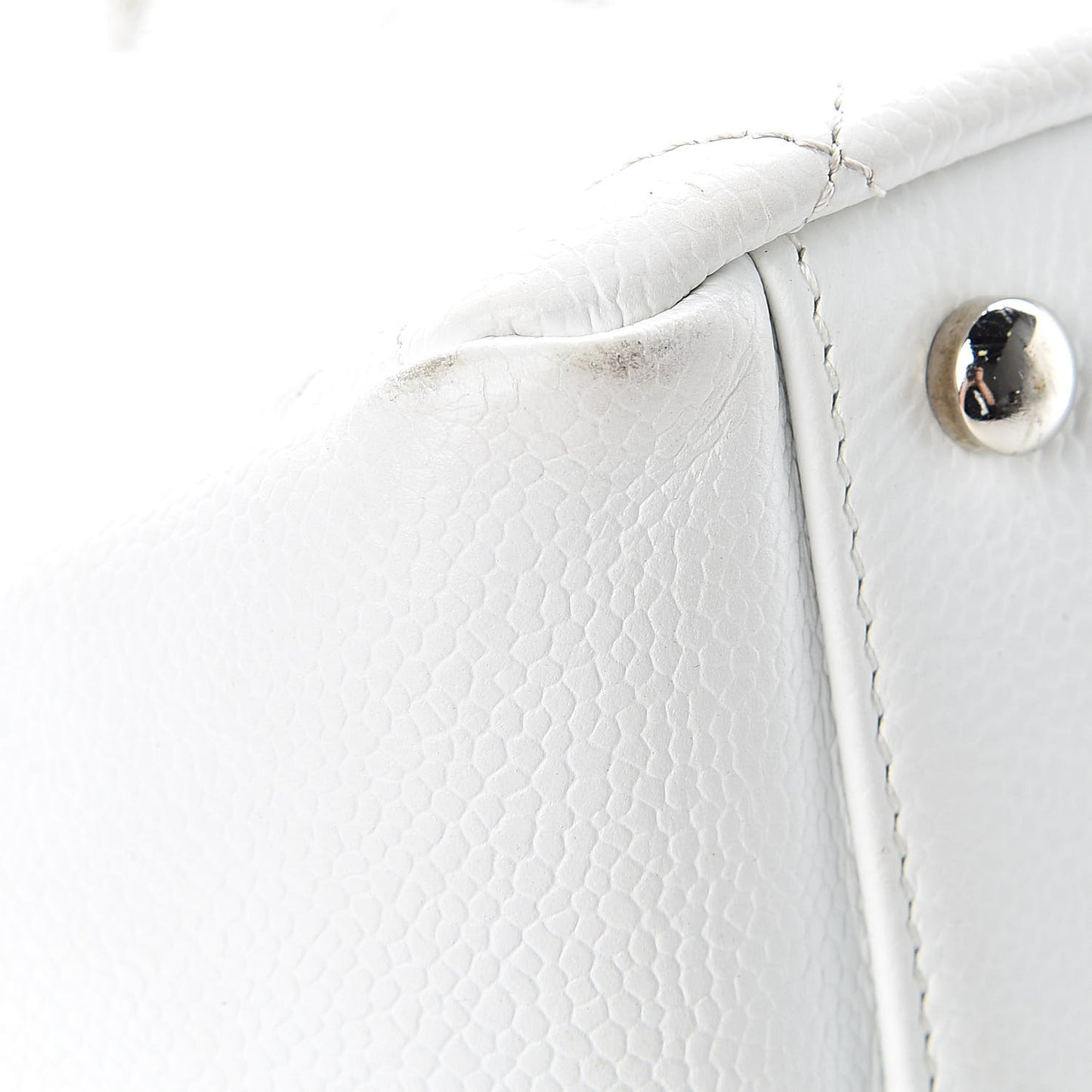 Caviar Quilted Petit Timeless Tote PTT White