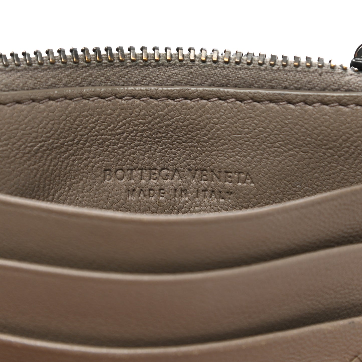 Calfskin Intrecciato Zip Card Holder Shadow