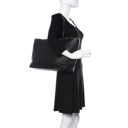 Valentino Garavani Grained Calfskin Rockstud Shoulder Tote Black 2 of 9