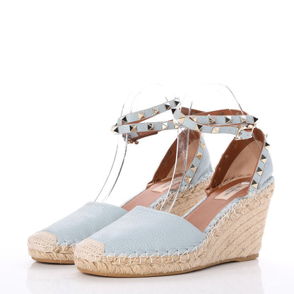 Valentino Garavani Grained Calfskin Rockstud Ankle Wrap Espadrille 15/85mm Wedges 40 Sky Sorbet 3 of 9