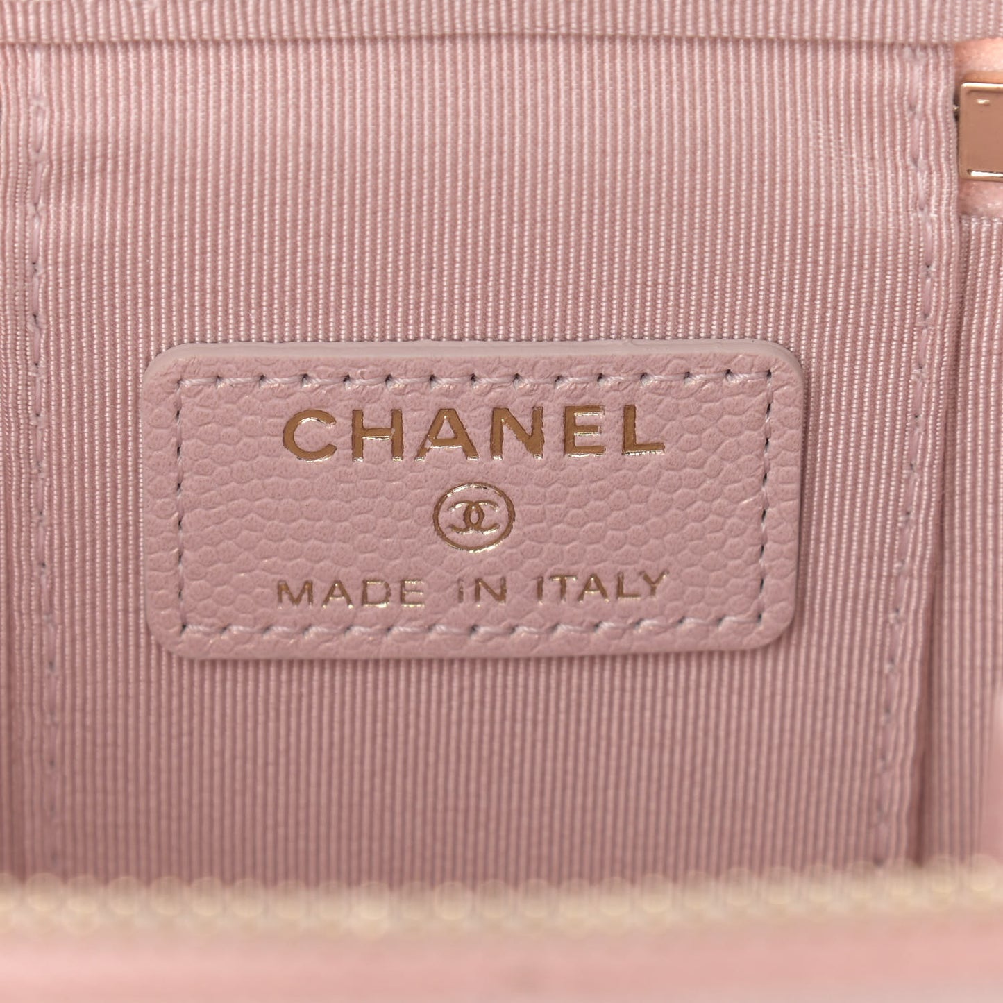 Iridescent Caviar Quilted Mini Pearl On Top Vanity Case With Chain Light Pink