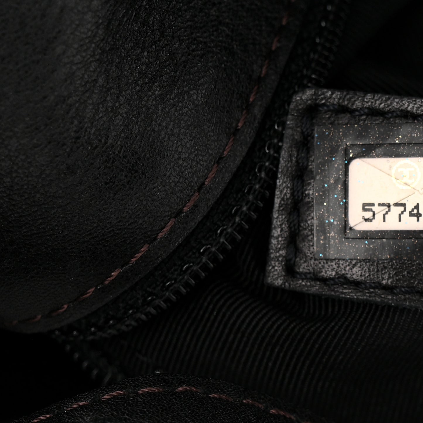 Calfskin Small Messenger So Black