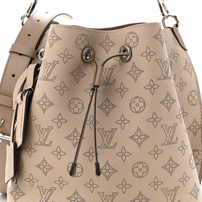 Louis Vuitton Mahina Muria Galet 7 of 9