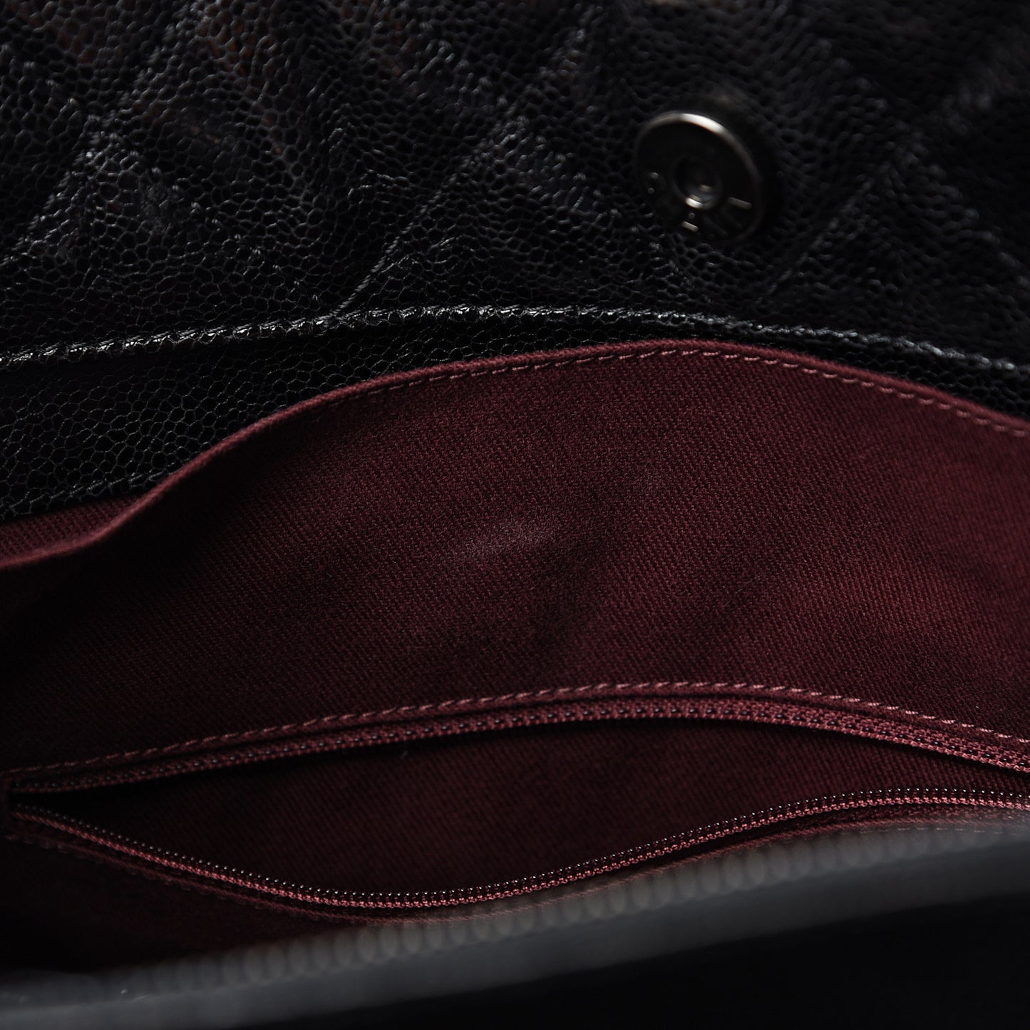 Crumpled Grained Calfskin Quilted CC Crave Tote Black