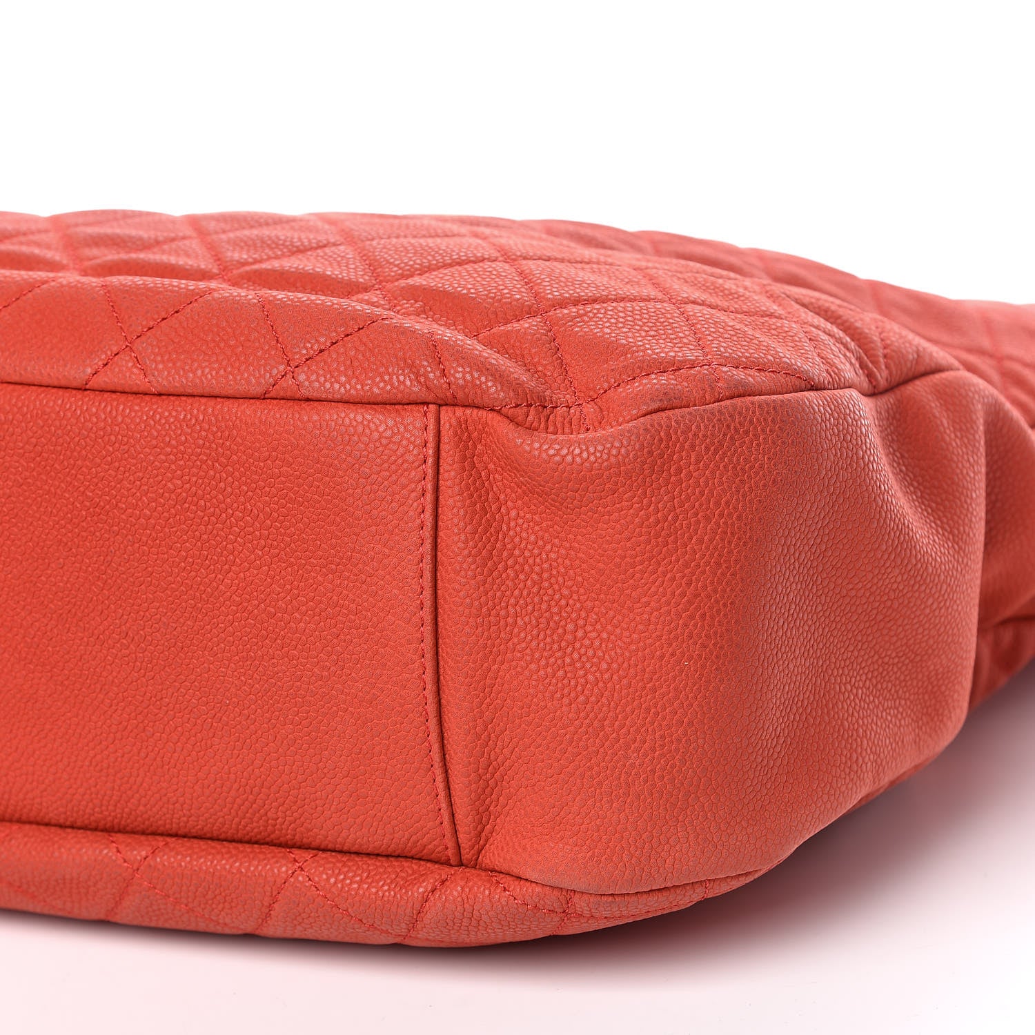 Chanel Iridescent Caviar Quilted Country Chic Hobo Red 6 of 14