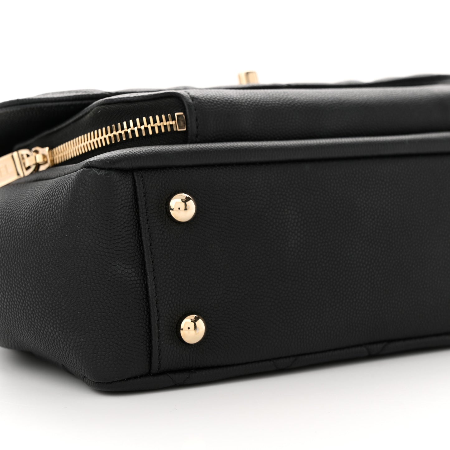Caviar Quilted Medium Business Affinity Flap Black