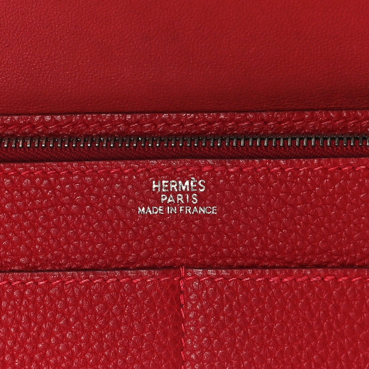Togo Dogon Duo Wallet Rouge Casaque