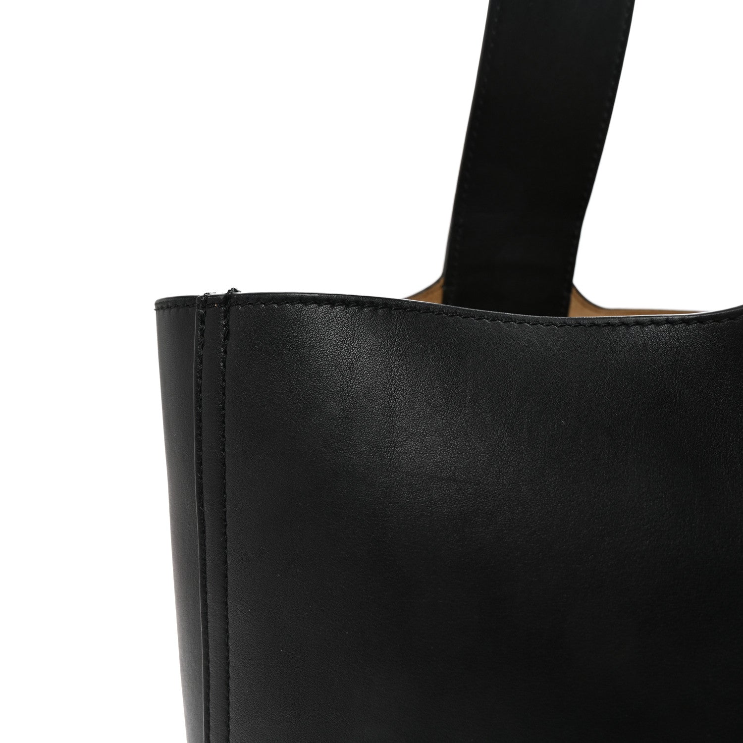 Loewe Smooth Calfskin Medium Pebble Bucket Bag Black 7 of 9