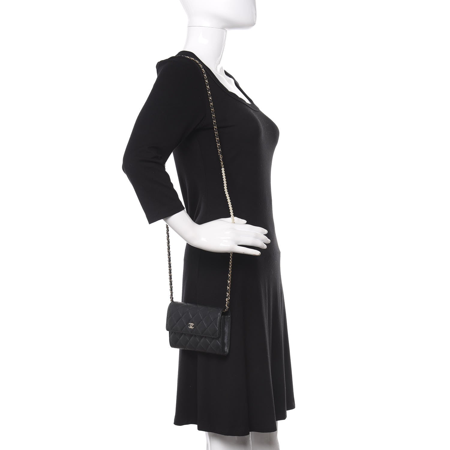 Chanel Lambskin Quilted Pearl Clutch With Chain Black 2 of 11
