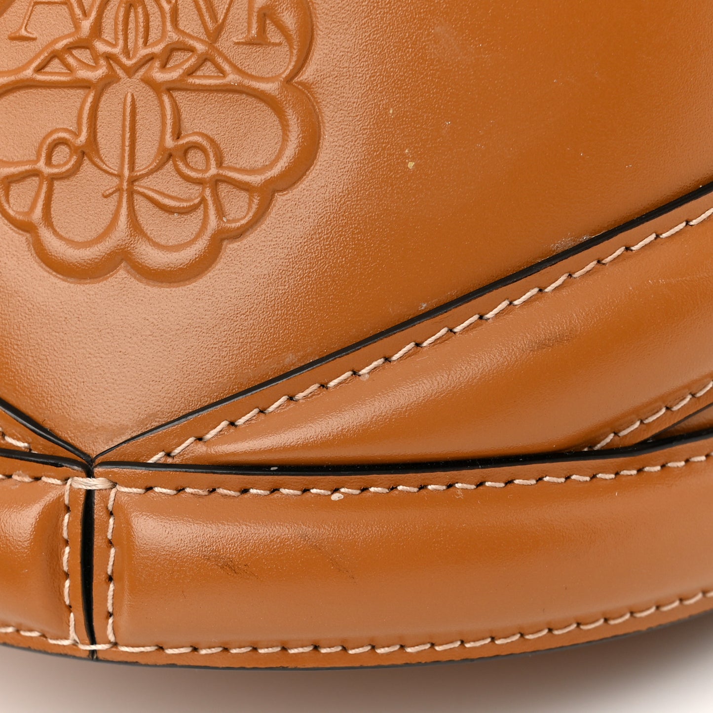 Calfskin The Curve Small Shoulder Bag Tan