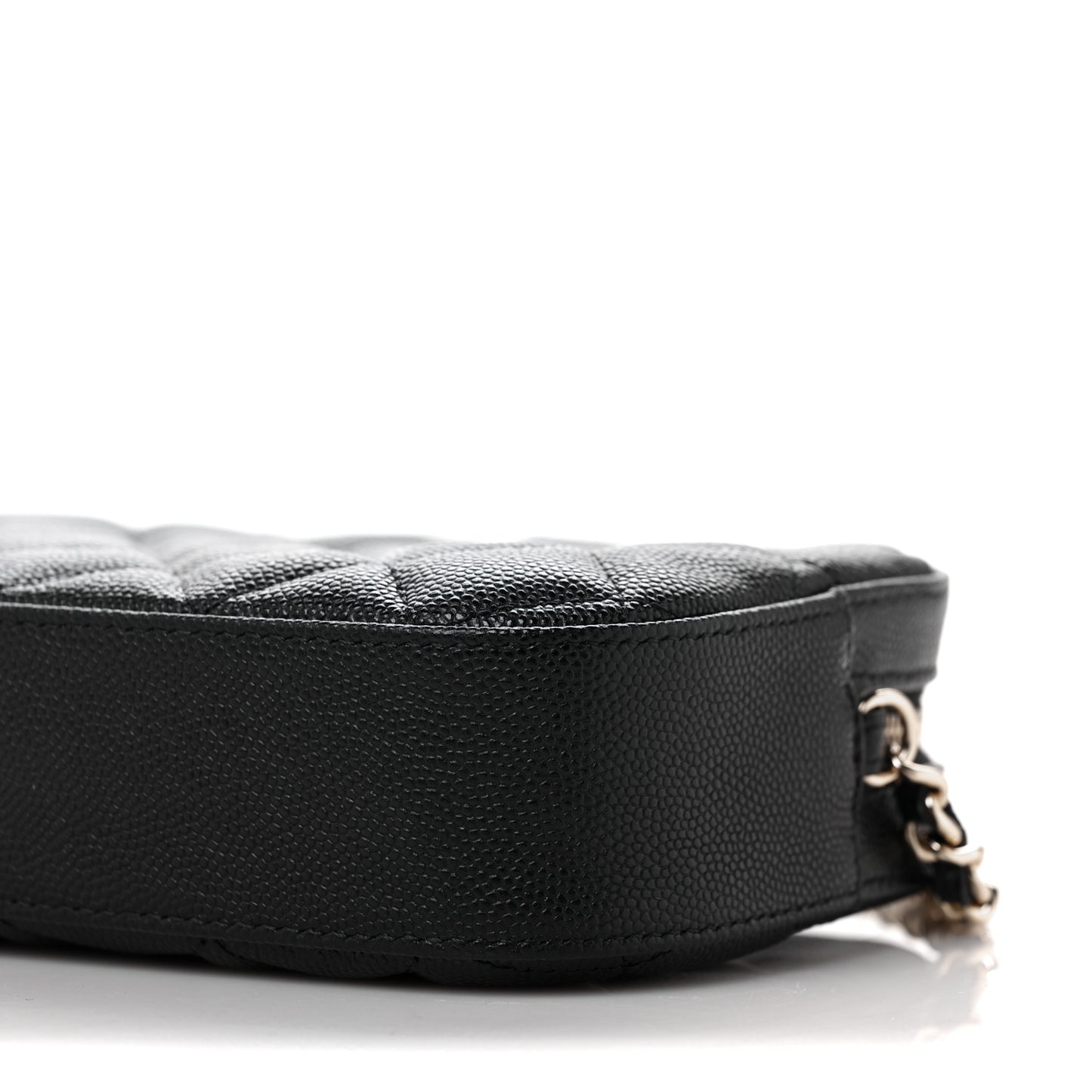 Caviar Quilted Vanity With Chain Black