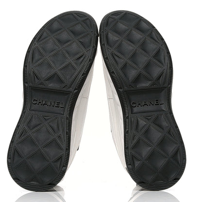 Chanel Velvet Calfskin Mixed Fibers CC Sneakers 39.5 Ivory Black 4 of 4