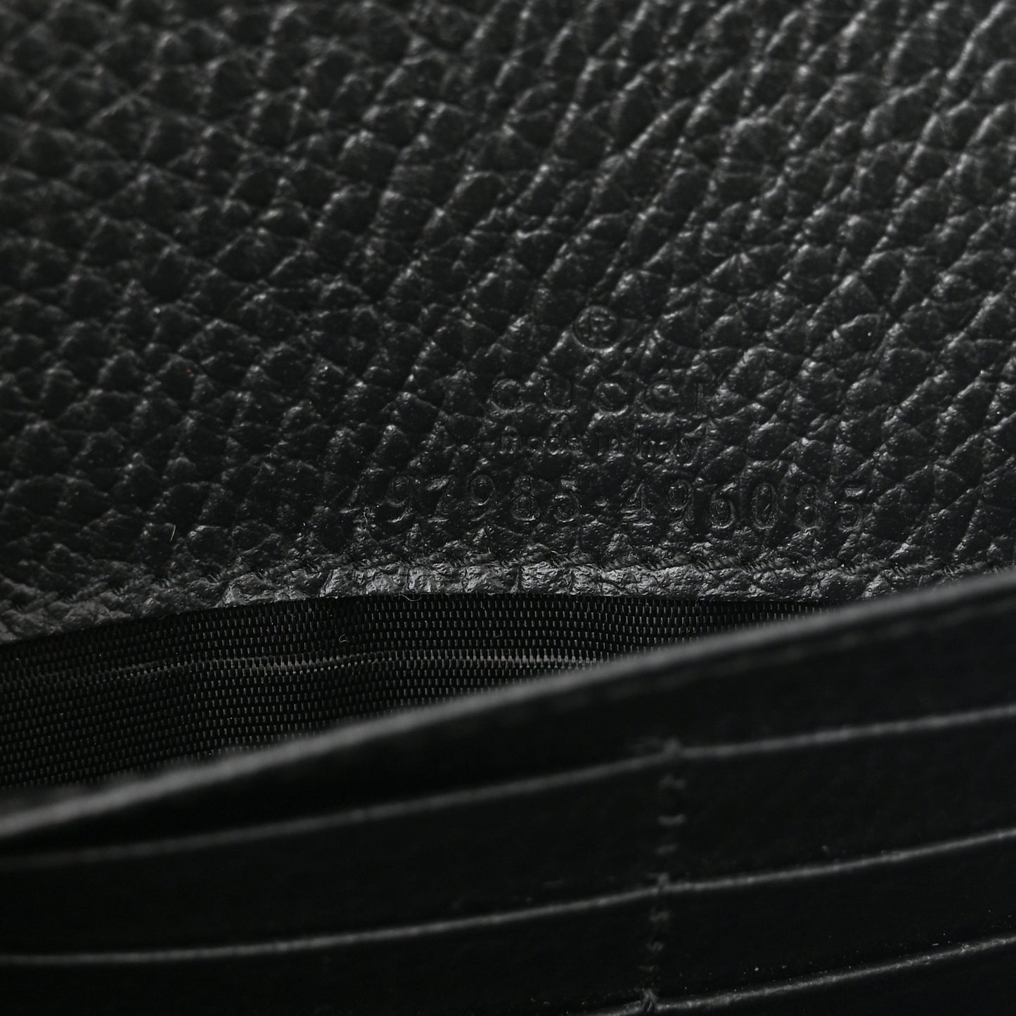 Calfskin Mini GG Marmont Chain Wallet Black