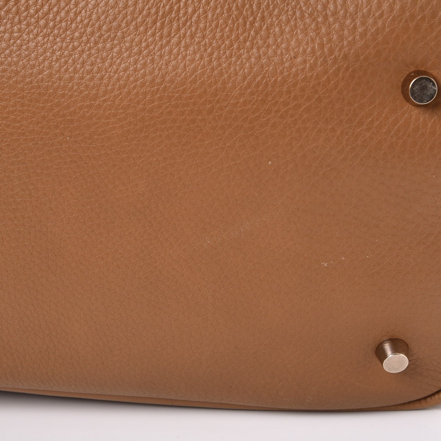 Grainy Calfskin Large Ashby Hobo Sand