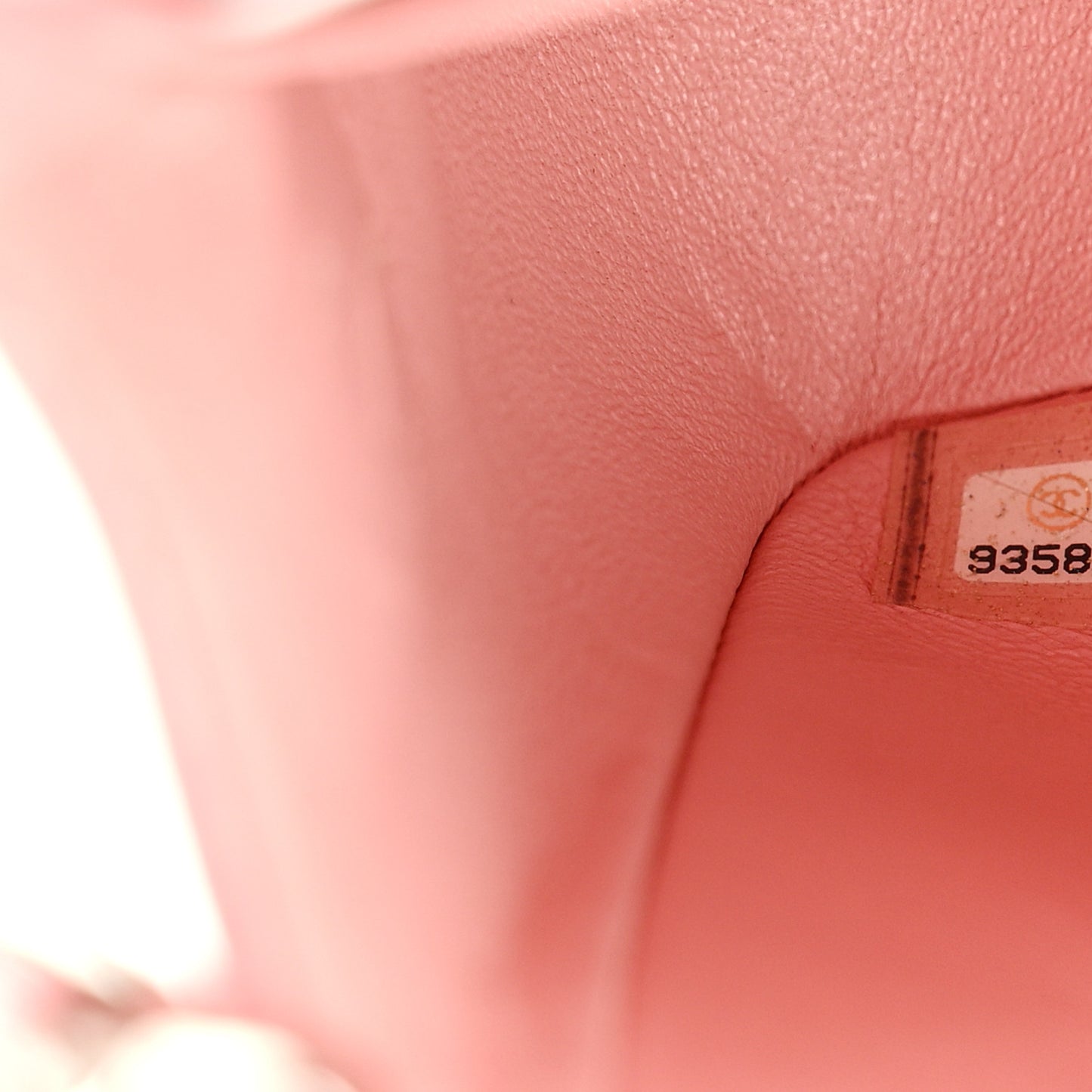 Caviar Quilted Medium Double Flap Light Pink