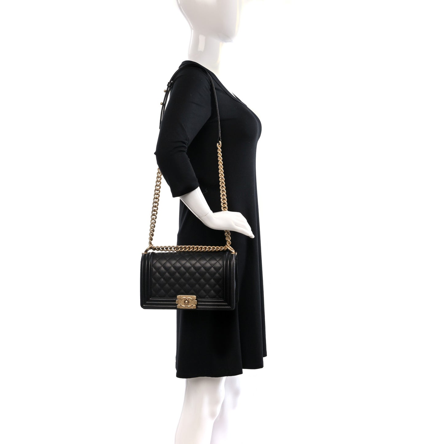 Caviar Quilted Medium Boy Flap Black