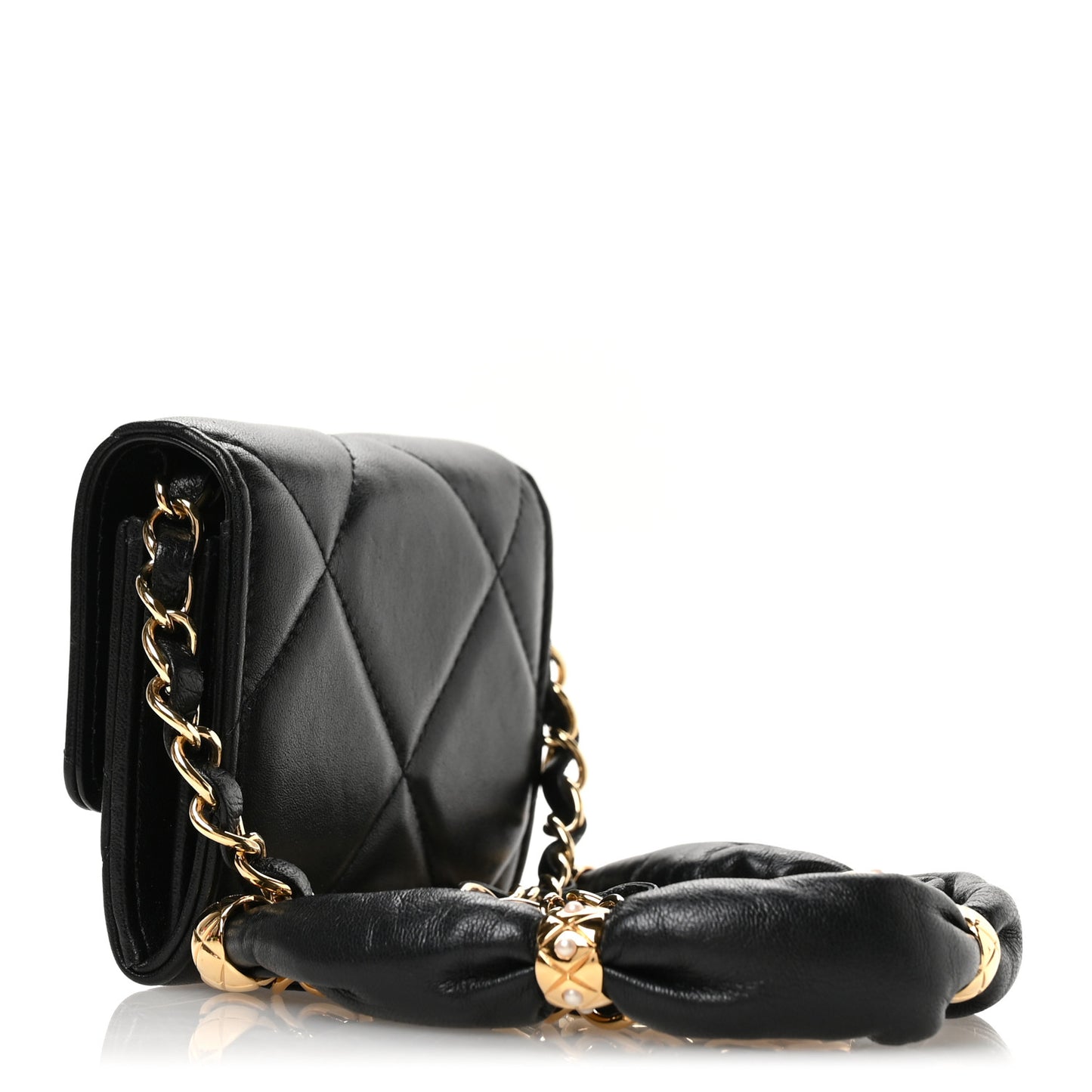 Lambskin Pearl Quilted CC Flap Card Holder With Chain  Black