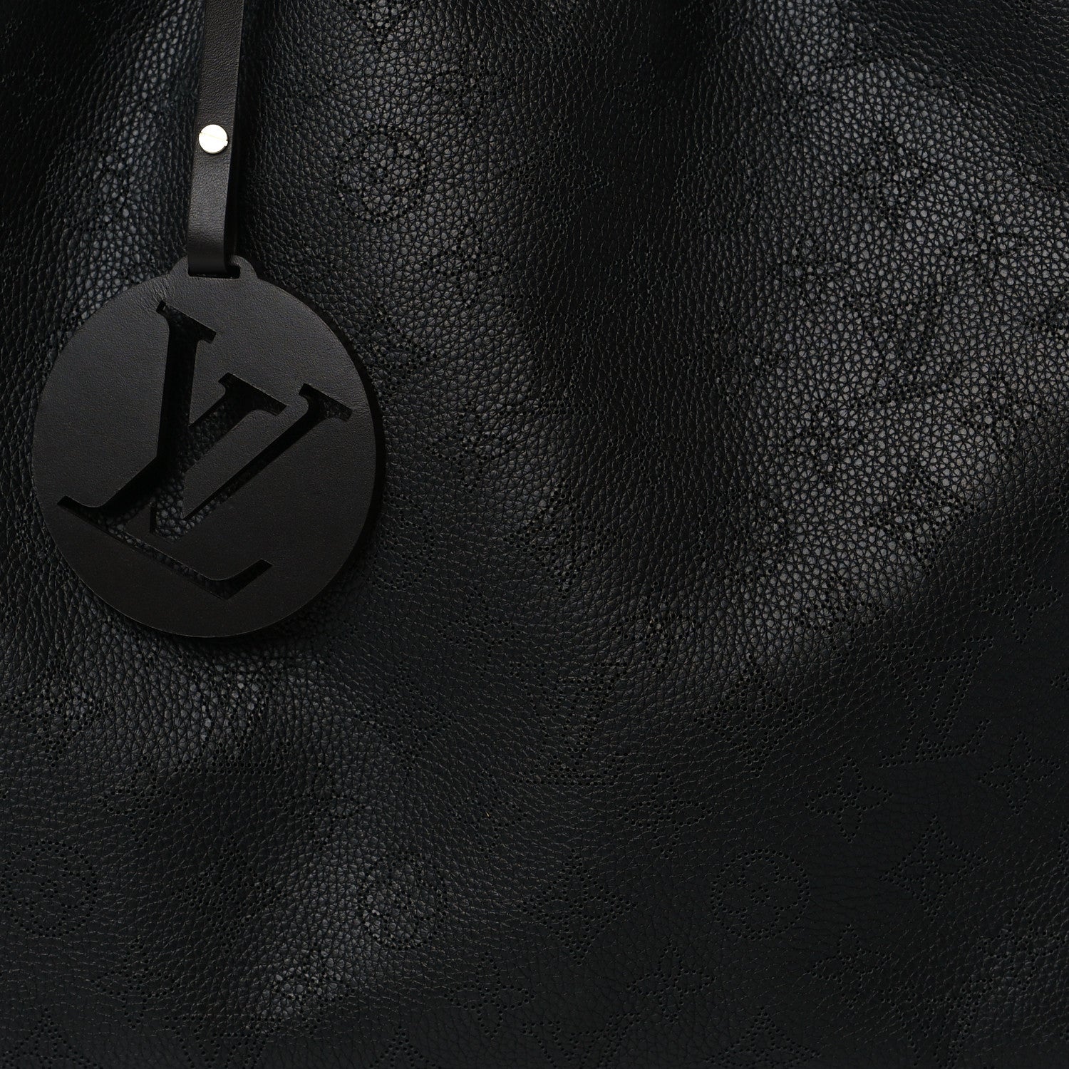 Louis Vuitton Mahina Carmel Hobo Black 7 of 9