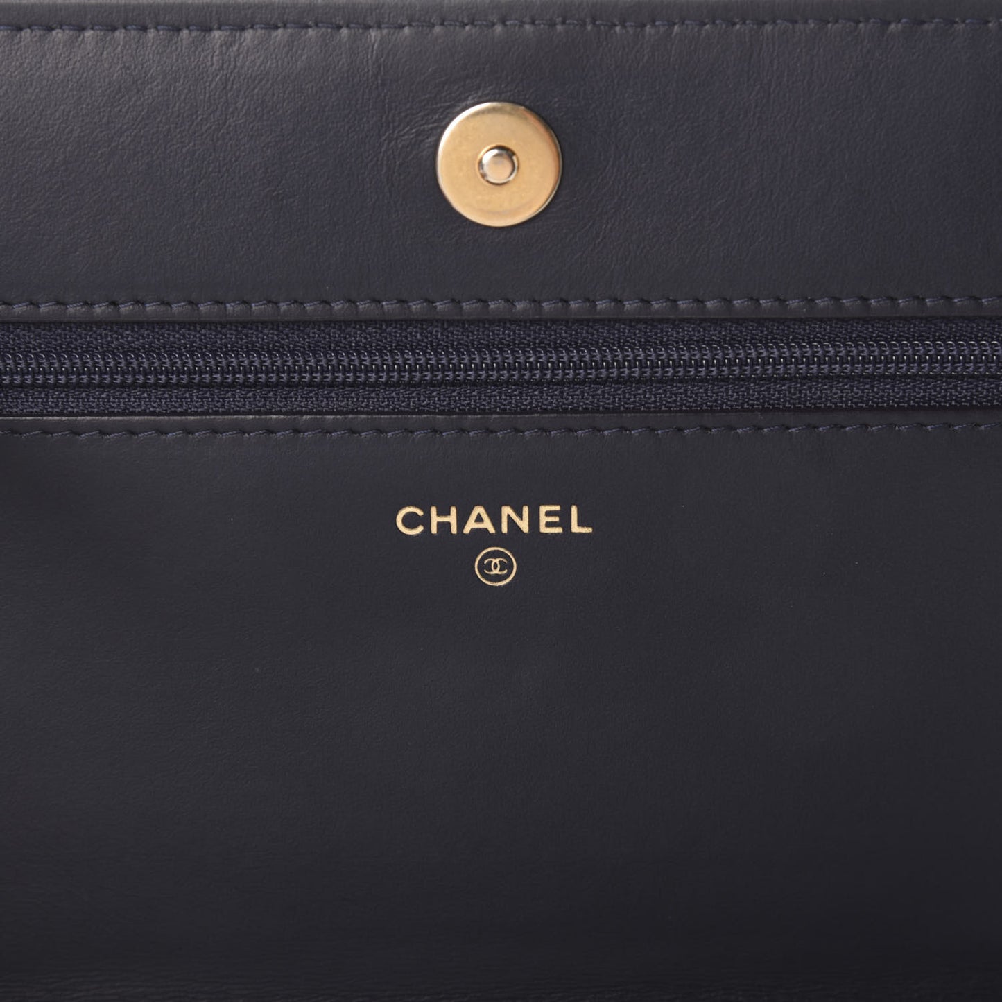 Caviar Quilted Boy Wallet On Chain WOC Navy