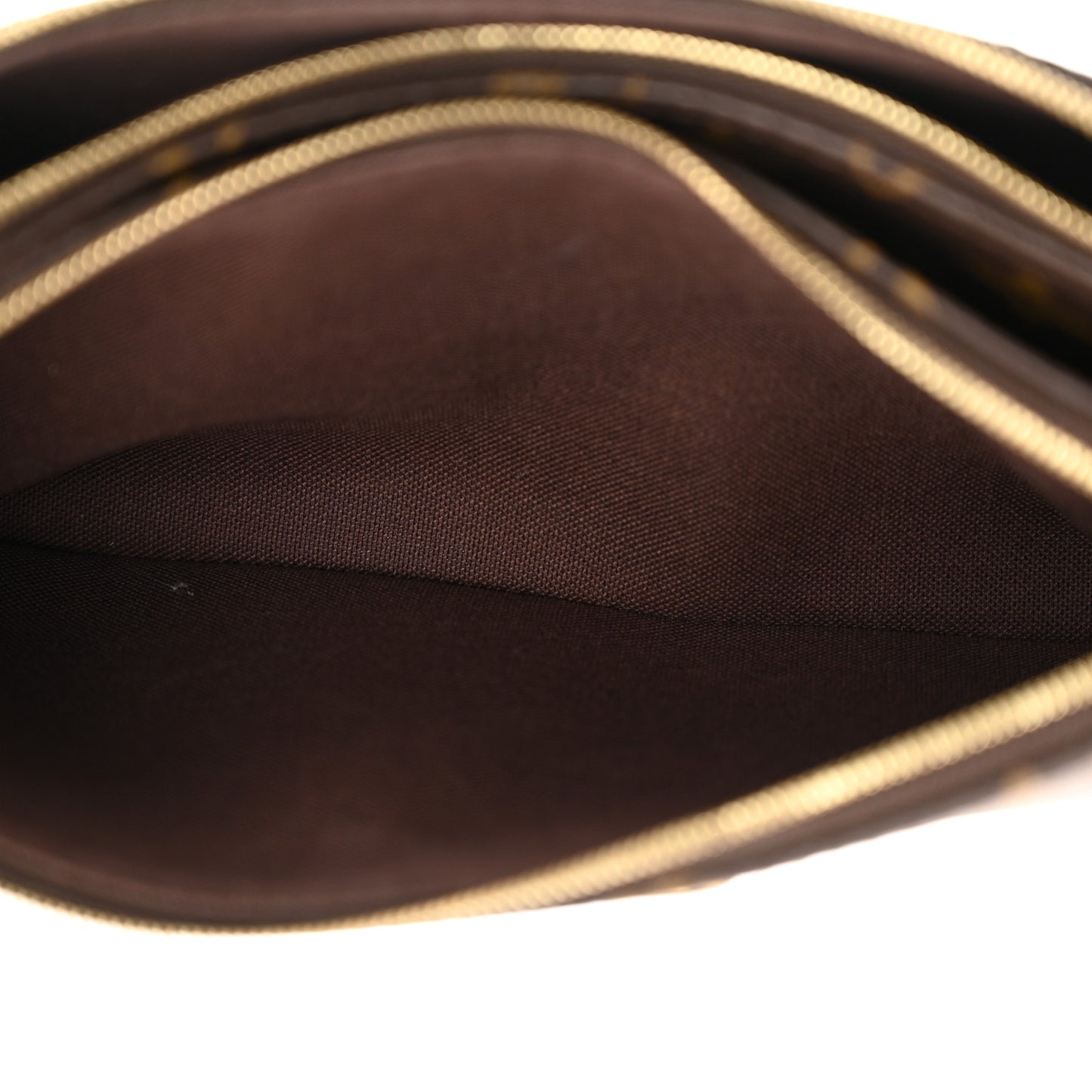 Monogram Liv Pochette