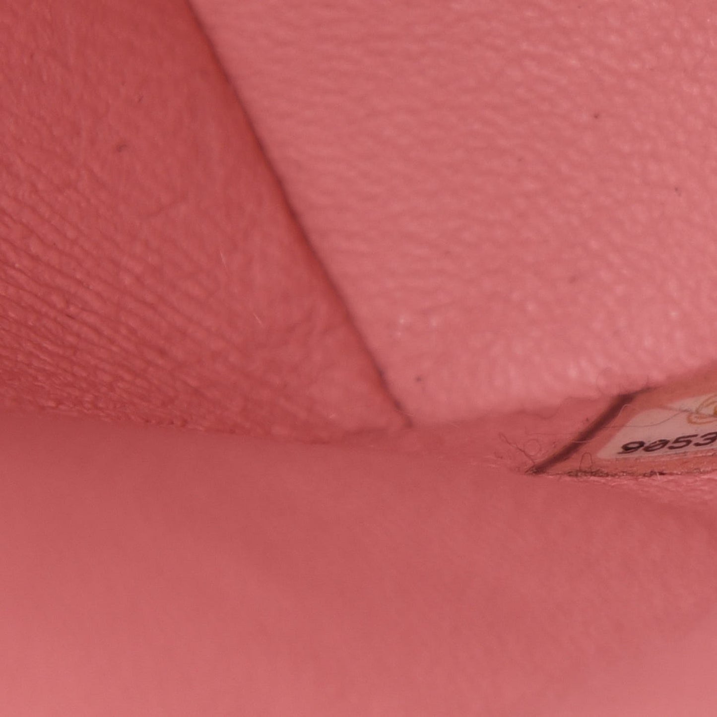 Caviar Quilted Medallion Tote Light Pink