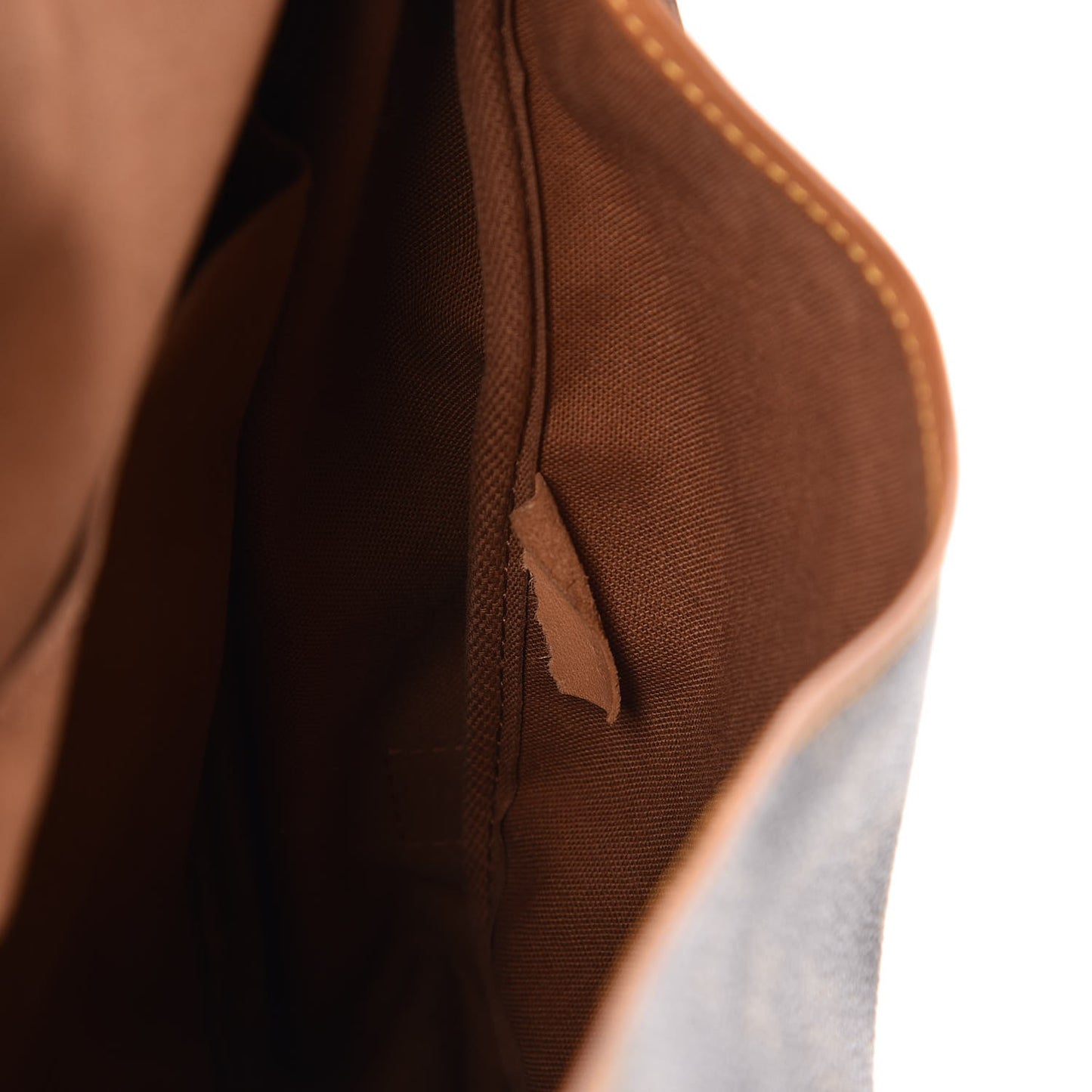 Monogram Saumur 43