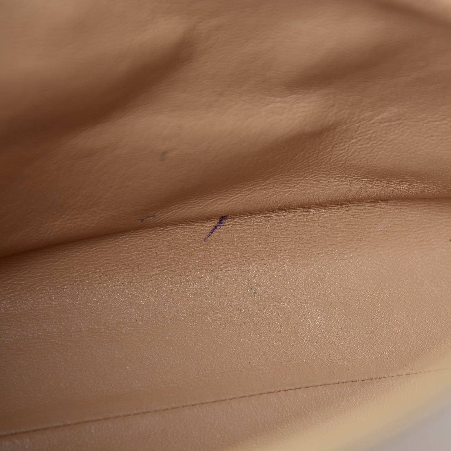 Caviar CC Shoulder Bag Beige
