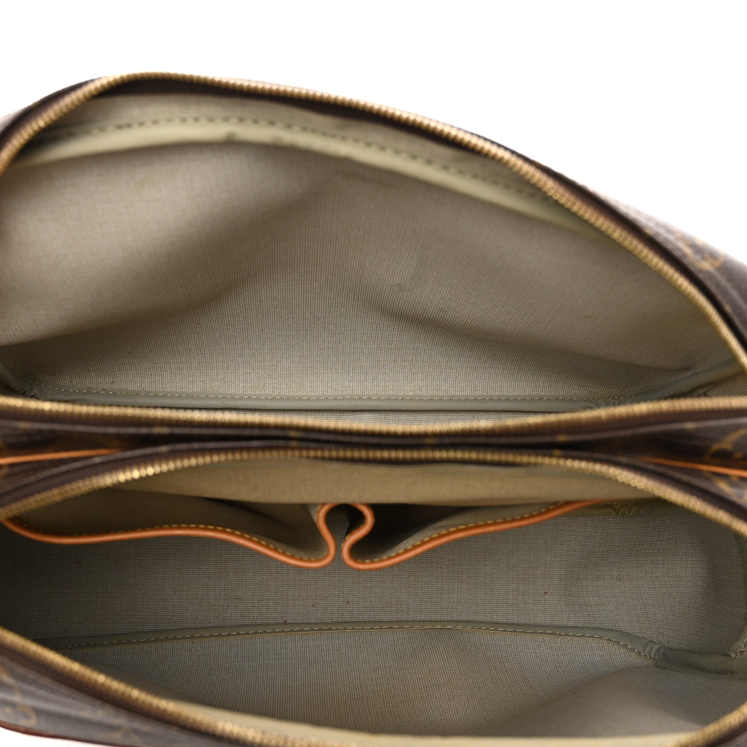 Louis Vuitton Monogram Reporter GM 6 of 10