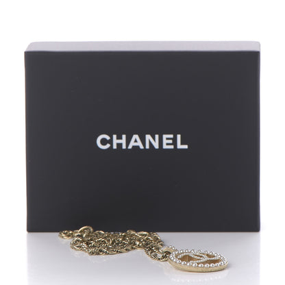 Chanel Pearl CC Round Pendant Necklace Gold 7 of 7