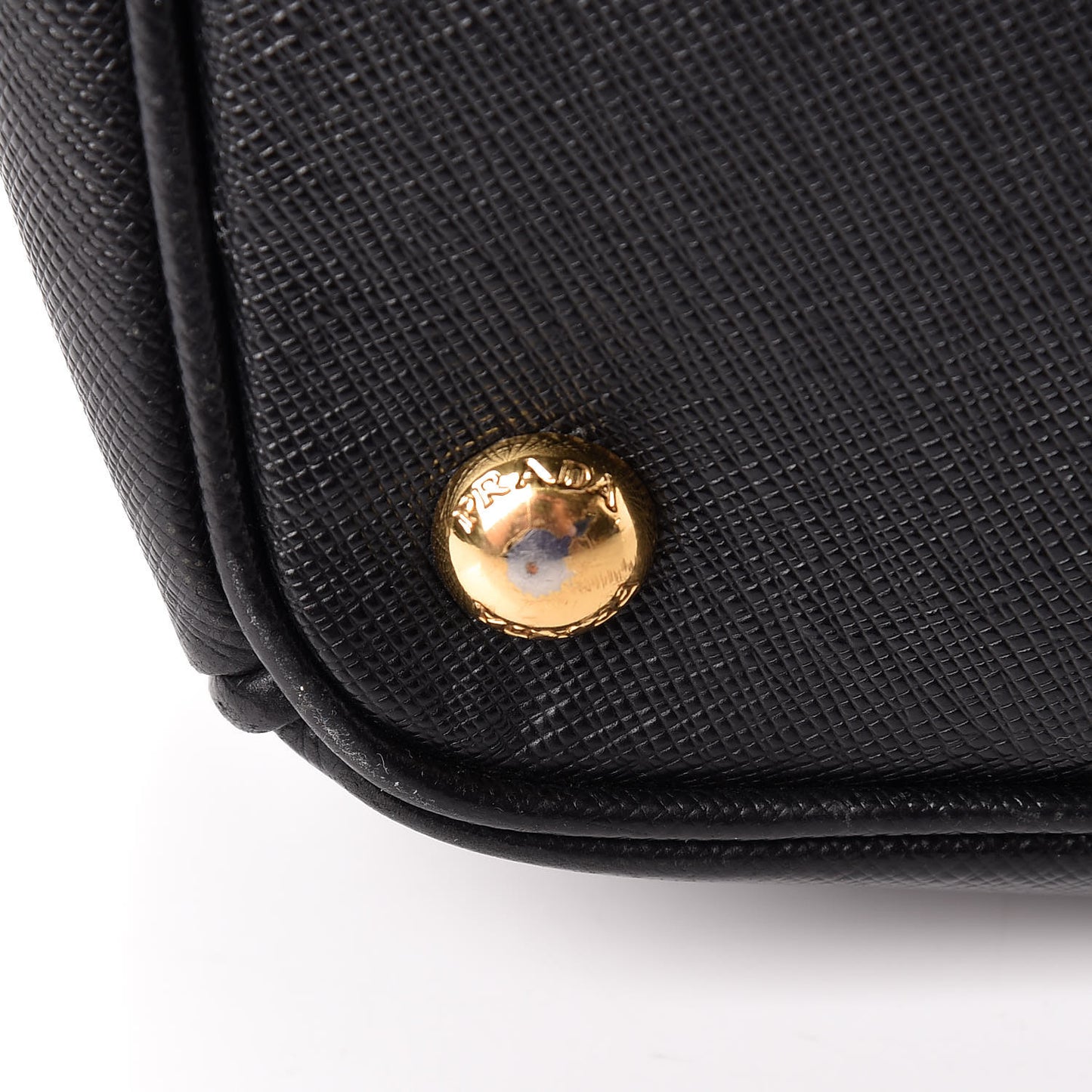 Saffiano Medium Galleria Double Zip Tote Black