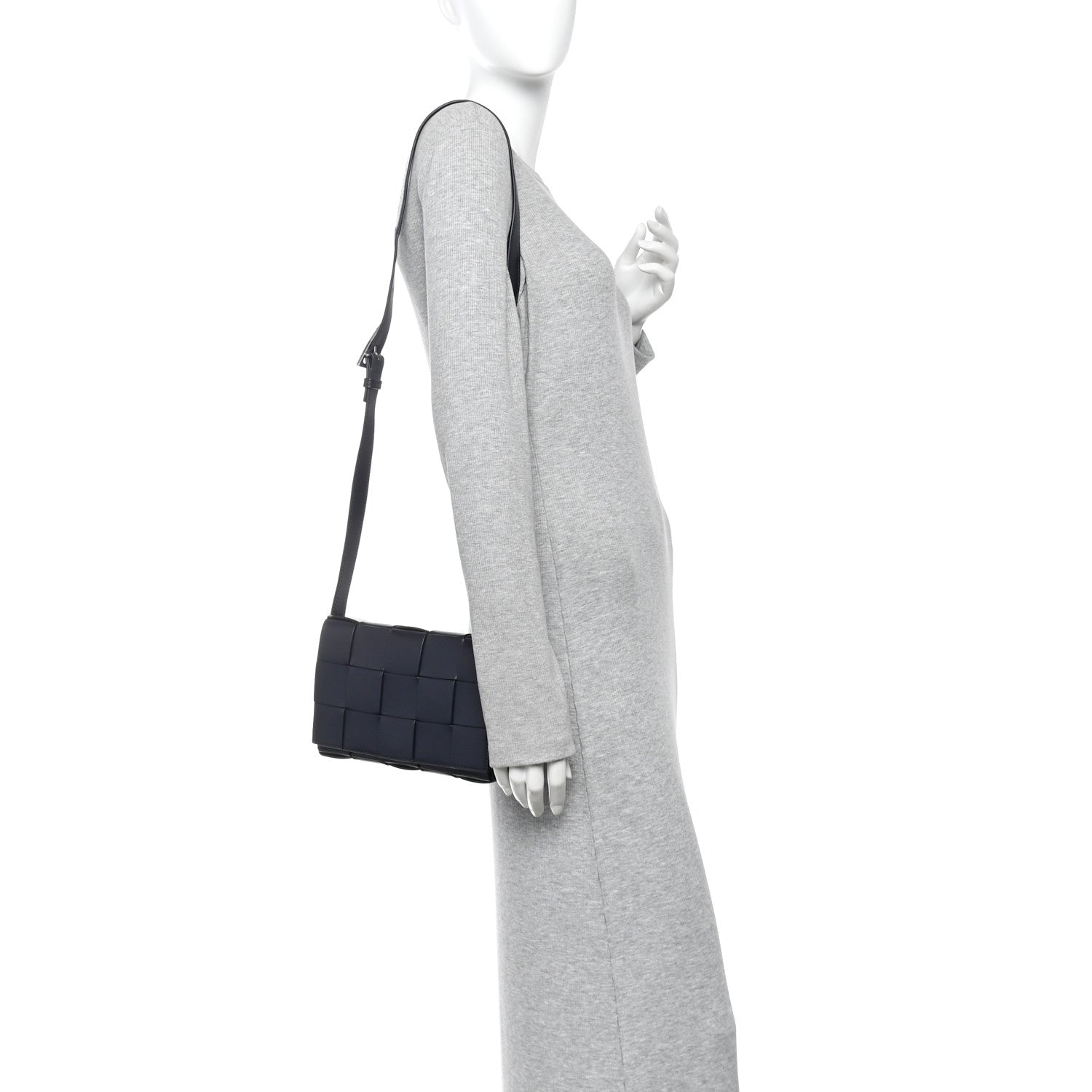 Bottega Veneta Nappa Maxi Intreccio Cassette Bag Space Barolo 2 of 9