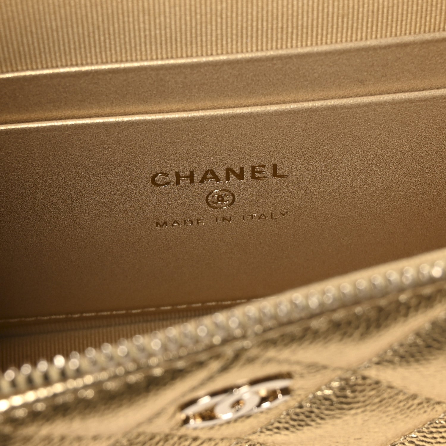Chanel Metallic Caviar Quilted Top Handle Slim Vanity With Chain Gold 6 of 10