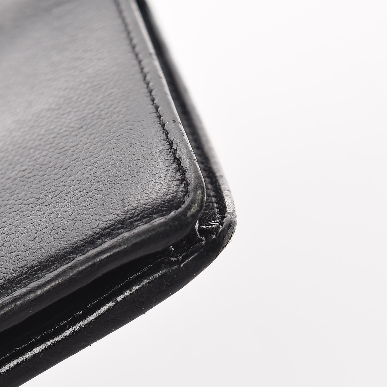 Chanel Grained Calfskin CC Button Yen Wallet Black 11 of 14