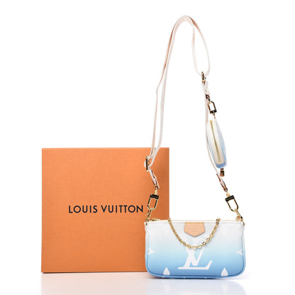 Louis Vuitton Monogram Giant By The Pool Multi Pochette Accessories Blue 11 of 11