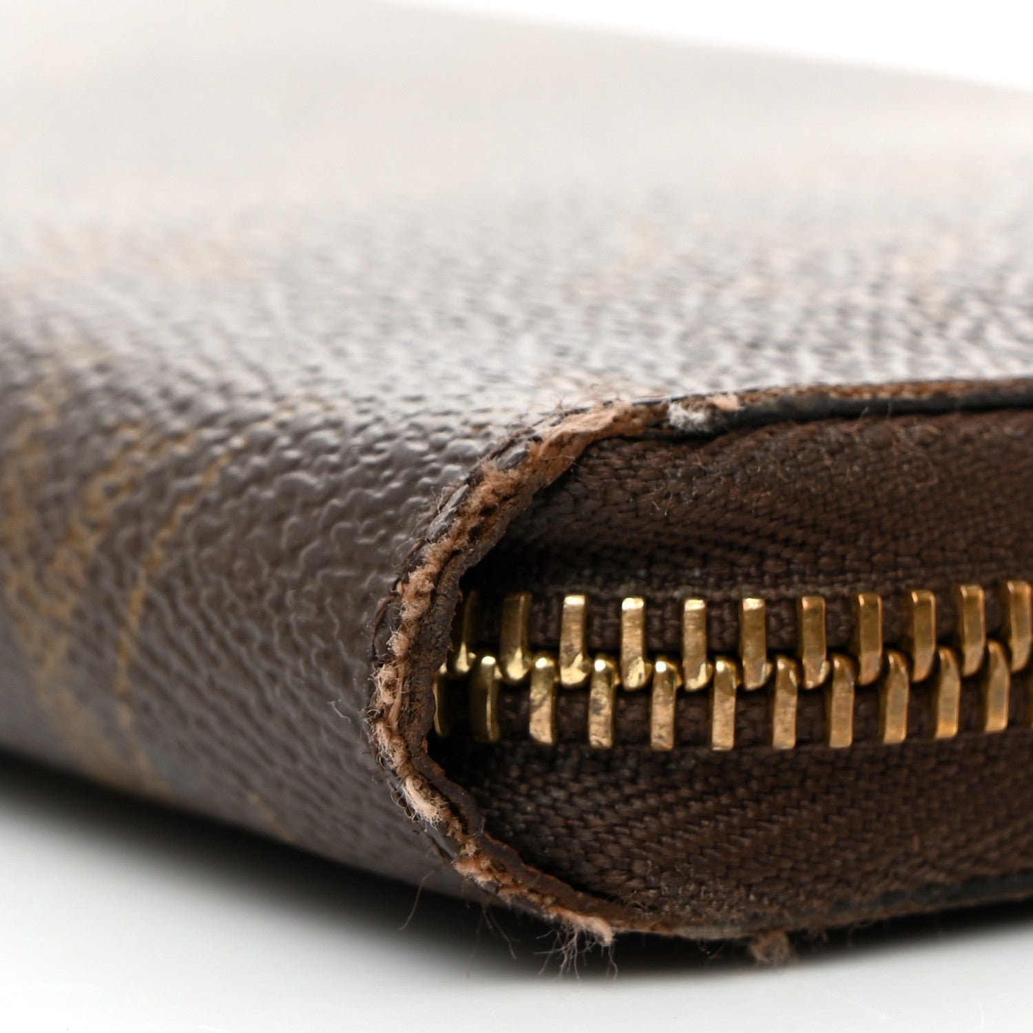 Louis Vuitton Monogram Zippy Organizer Wallet 9 of 10