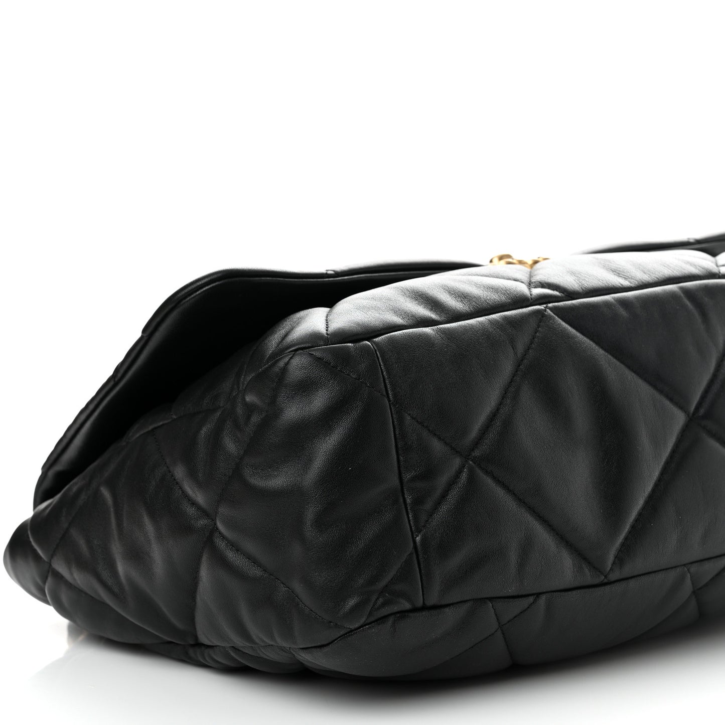 Lambskin Quilted Maxi Chanel 19 Flap Black