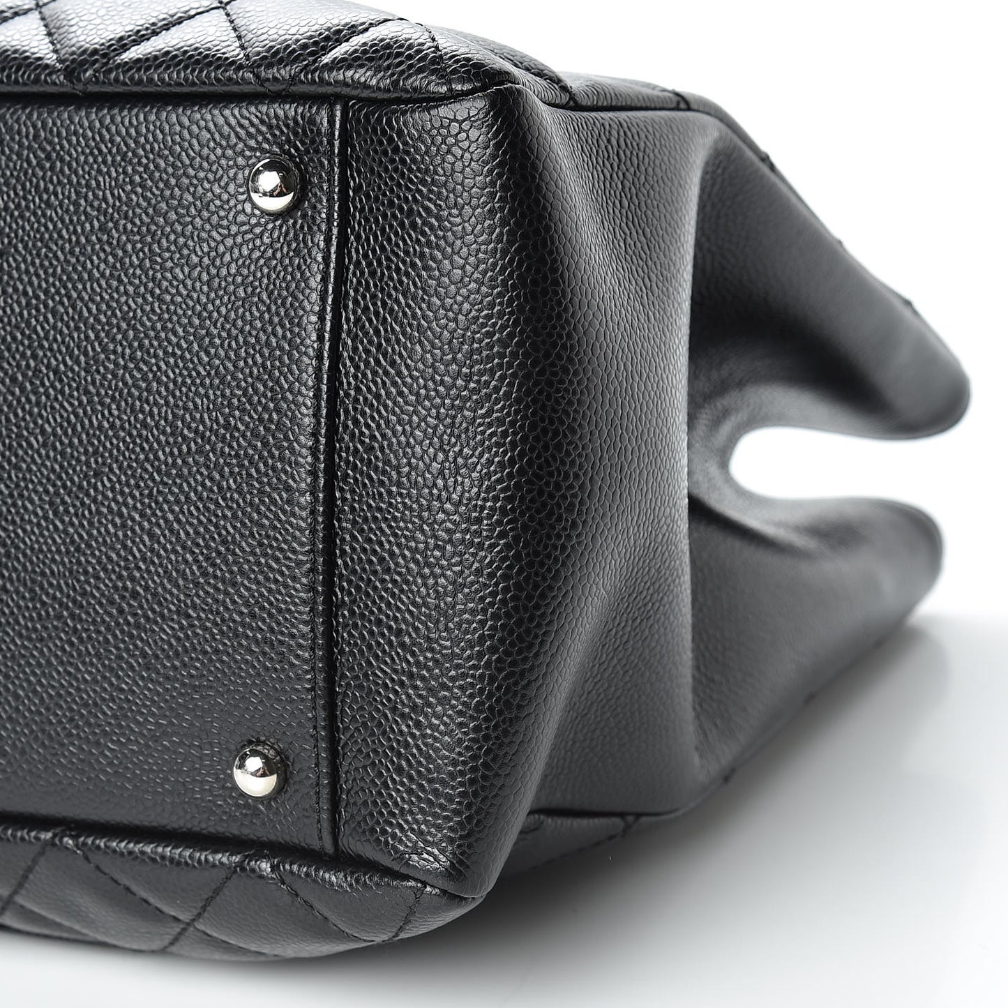 Caviar Quilted XL Grand Shopping Tote GST Black