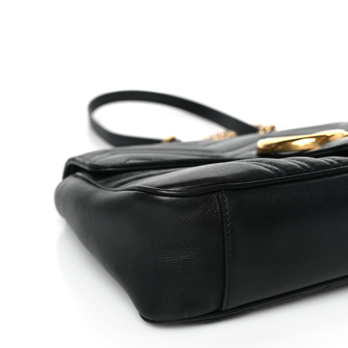 Calfskin Matelasse Medium GG Marmont Shoulder Bag Black